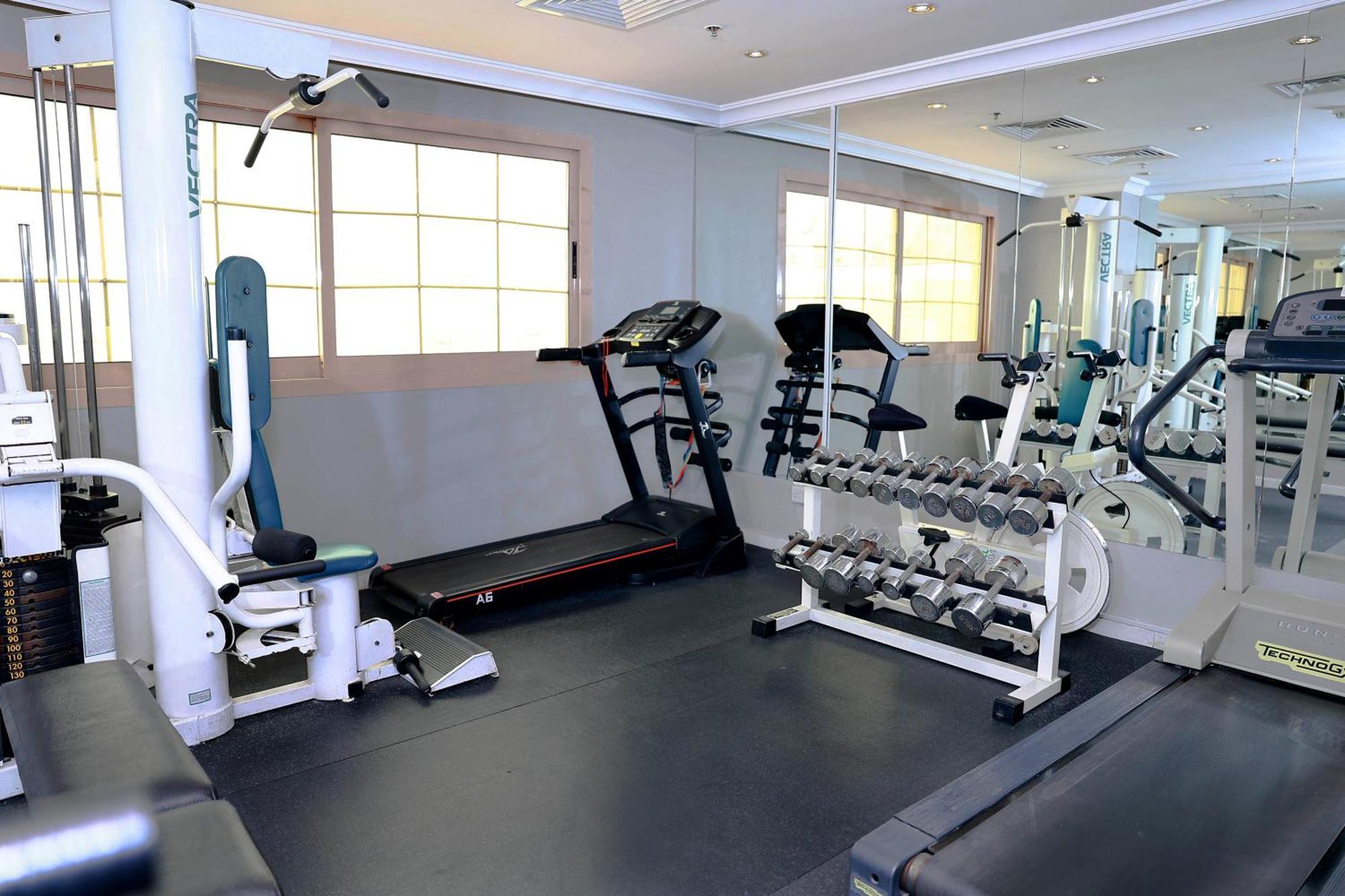 Dolphin Hotel Apartments Dubai Dış mekan fotoğraf