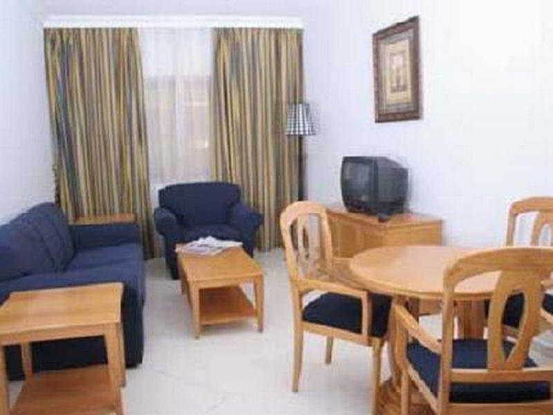 Dolphin Hotel Apartments Dubai Dış mekan fotoğraf