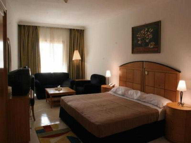 Dolphin Hotel Apartments Dubai Dış mekan fotoğraf